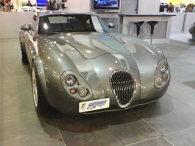 wiesmann%2001.jpg